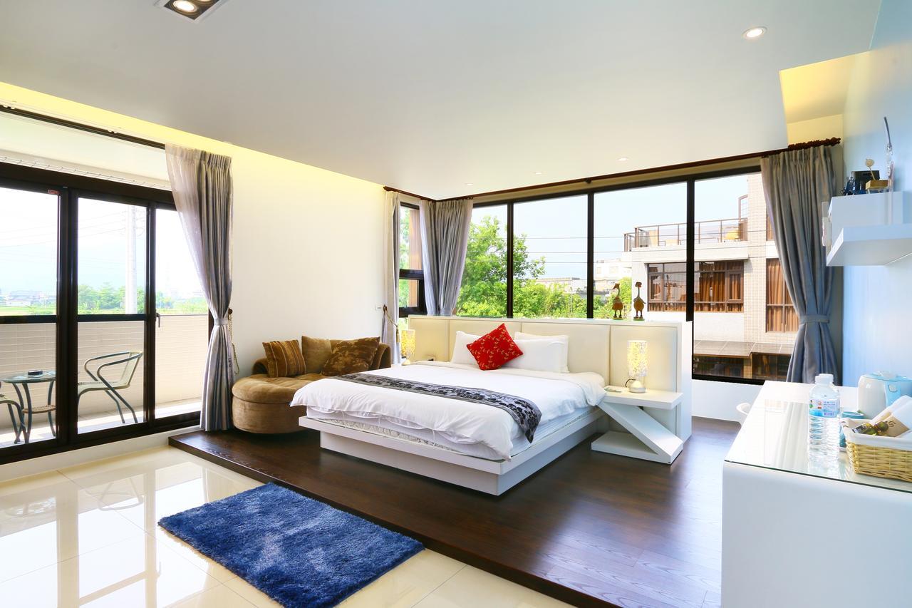 Sakura Love River Bed And Breakfast Донгшан Екстериор снимка
