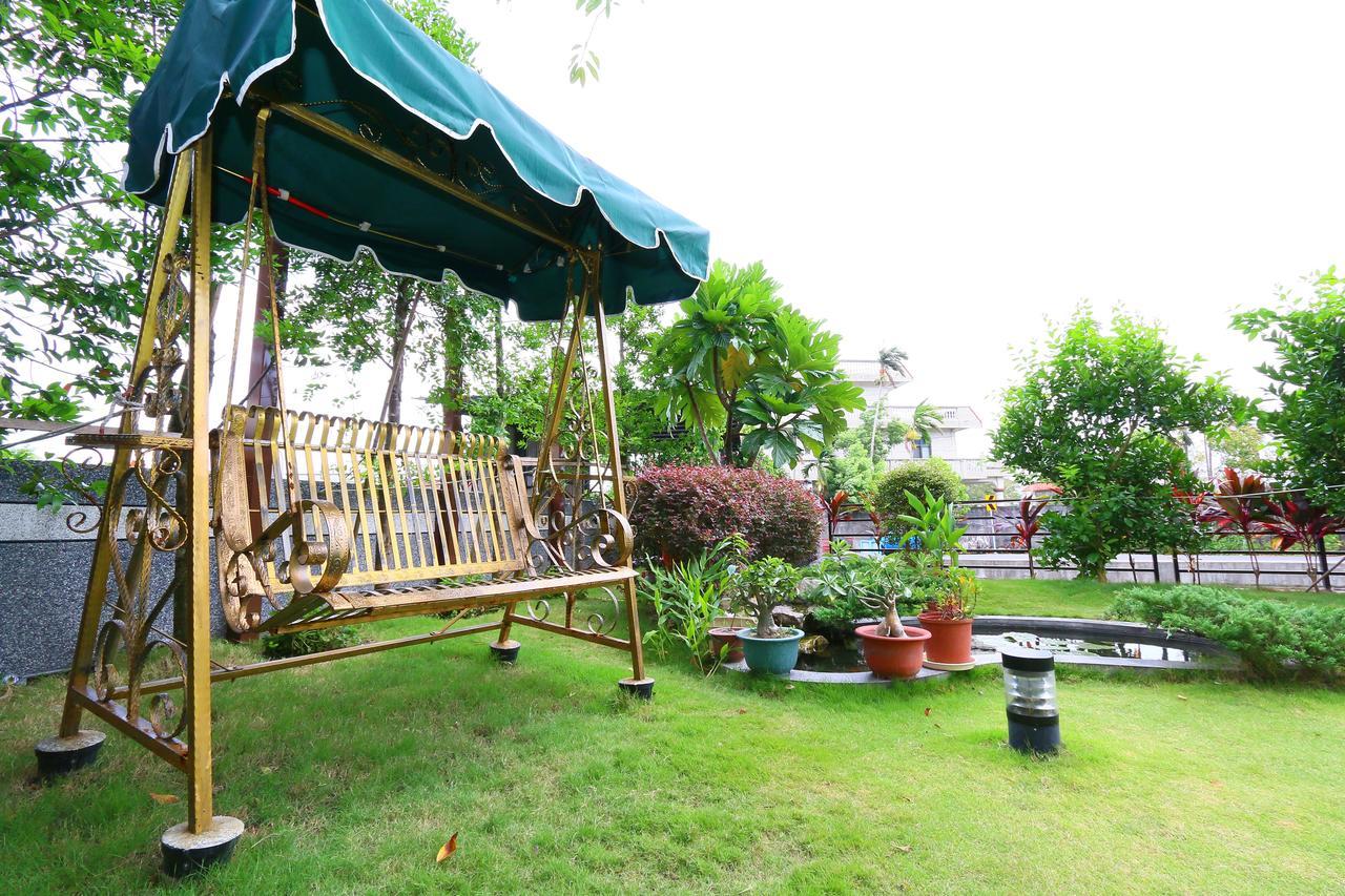 Sakura Love River Bed And Breakfast Донгшан Екстериор снимка